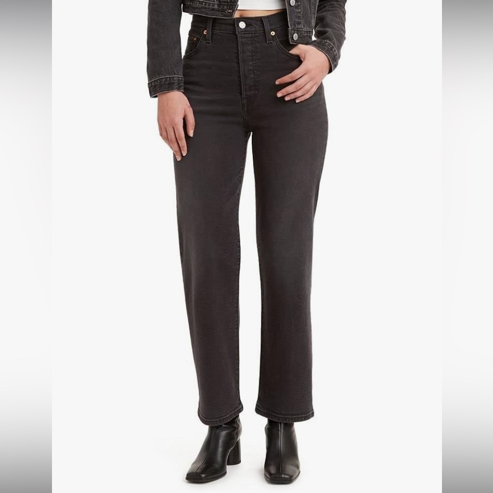 Levi's Ribcage Straight Ankle Jean - 32W